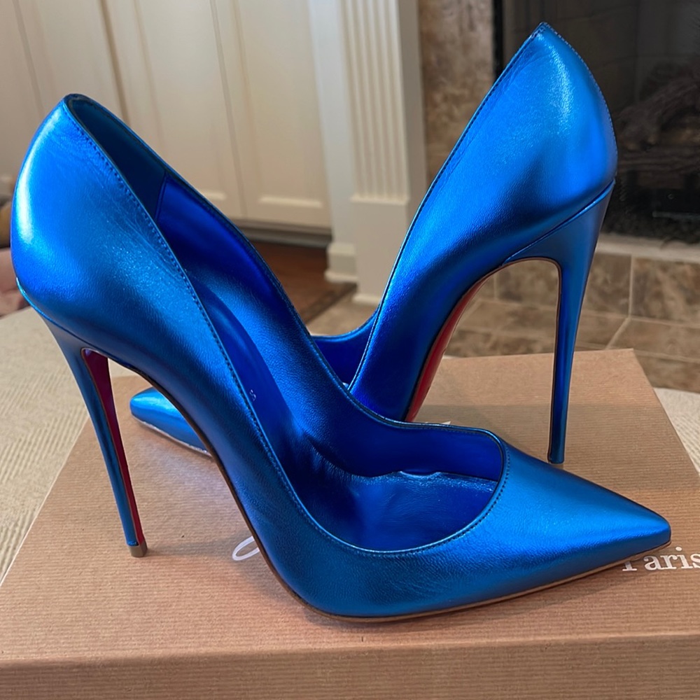 Authentic Christian Louboutin Sz 40 Mint Condition
